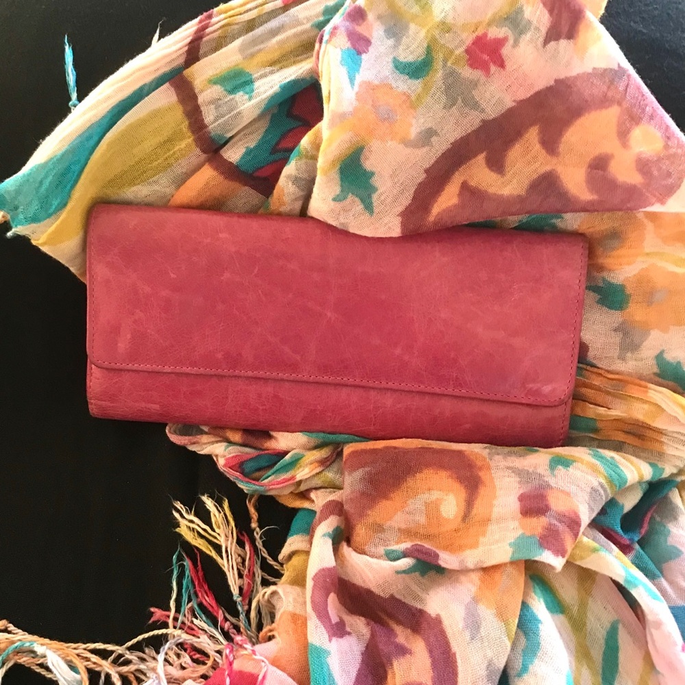 Hobo wallet , Sadie, bright pink
